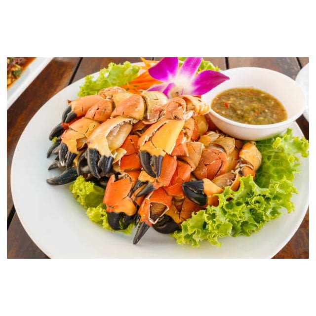 Fresh wild jonah crab claws