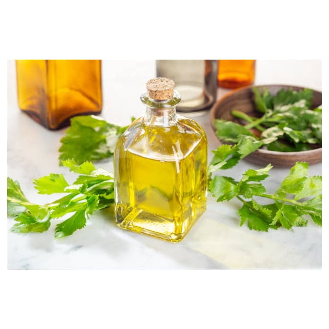 Chervil herb oil Nurtured in Norfolk