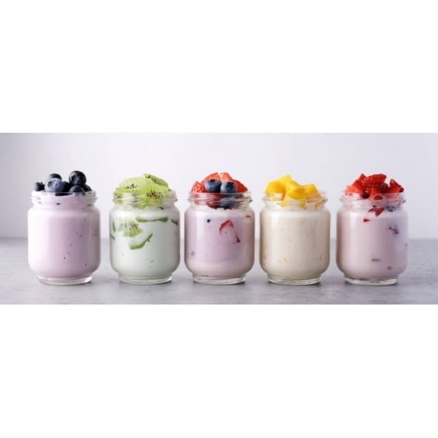Yoghurts mixed fruit